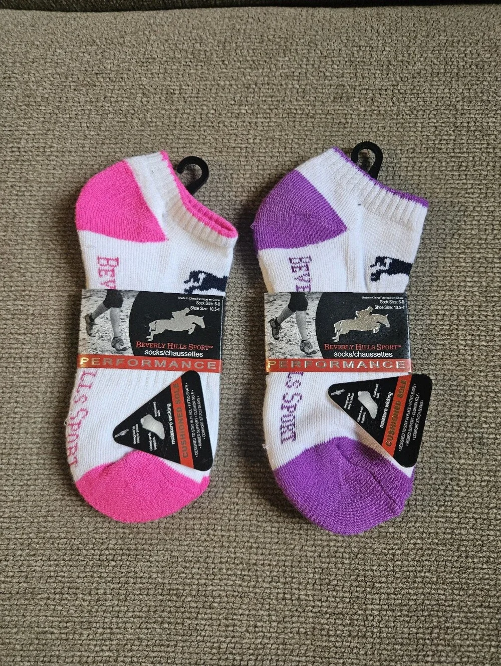 NWT 2 pairs Beverly Hills Sport performance ankle socks